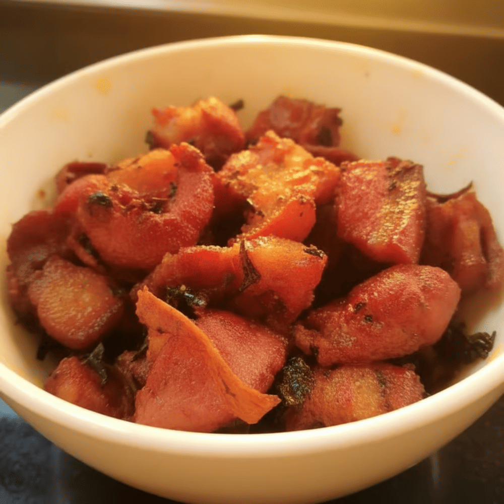 Thịt mắm lá đỏ