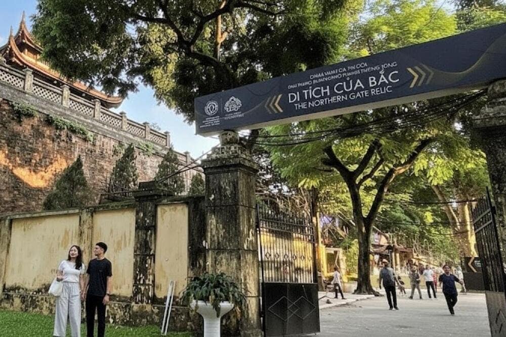 Di tích Cửa Bắc là điểm đến không thể bỏ qua khi ghé thăm Hà Nội