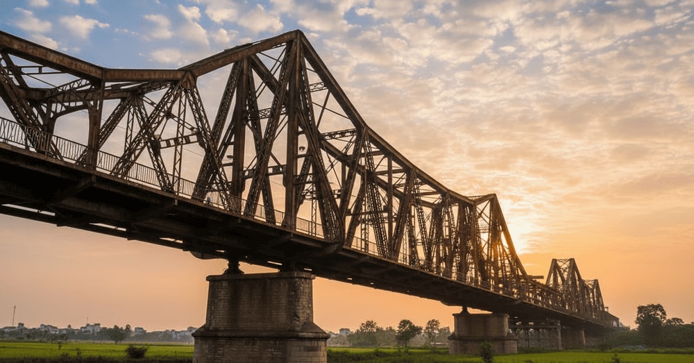 Cầu Long Biên chứng nhân lịch sử