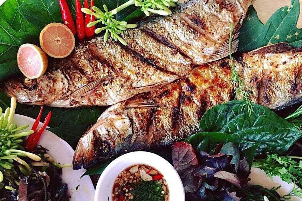 Cá sông Đà nướng giữ gìn được hương vị ngọt tự nhiên đặc trưng