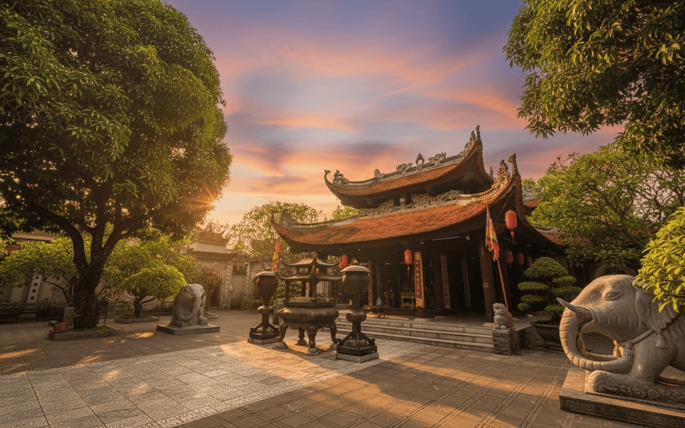 Đền Đô với kiến trúc cổ kính và không gian linh thiêng