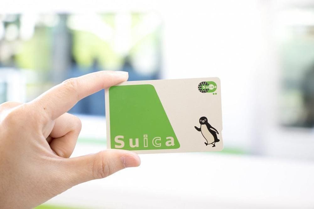 Mua thẻ Suica để dễ dàng di chuyển trong nội đô. (Nguồn: Internet)