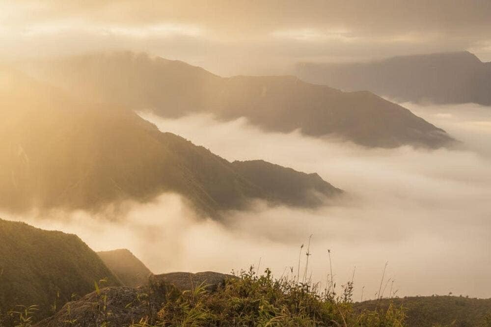 Tà Xùa là điểm săn mây lý tưởng của miền Bắc