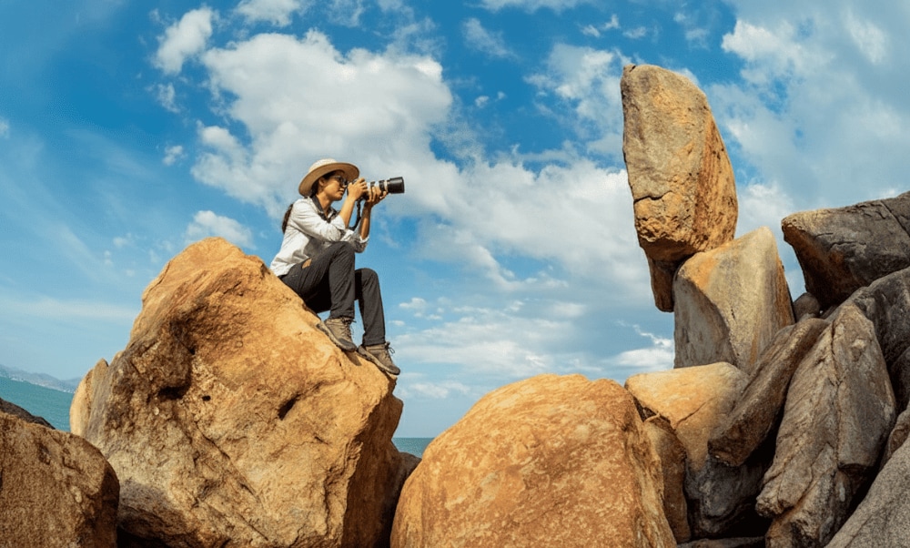 Du khách có những bức ảnh ấn tượng tại Hòn Chồng