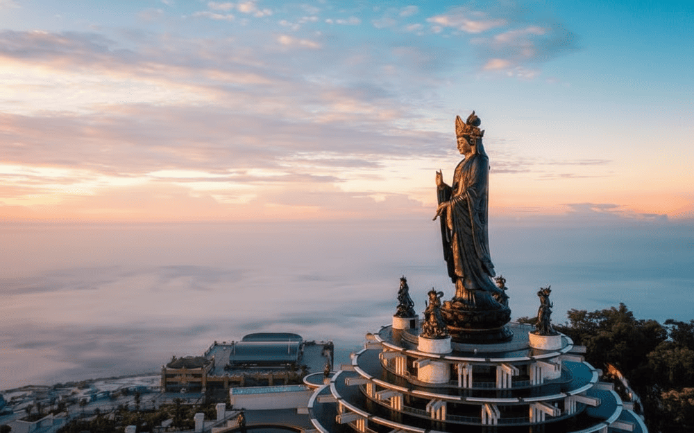 Khu du lịch Núi Bà Đen