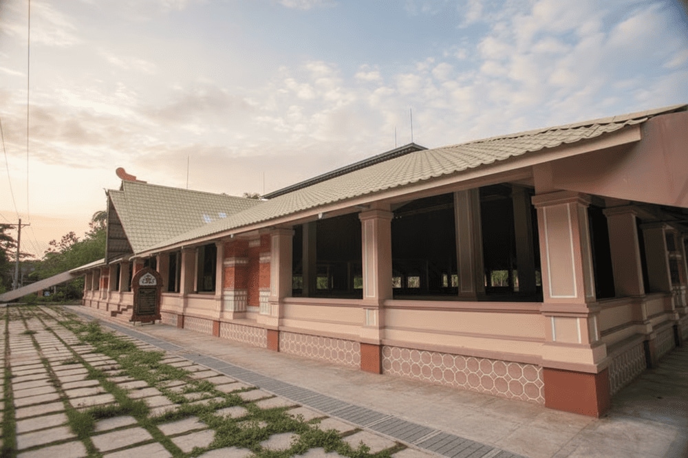 Nơi du khách có thể tìm hiểu nhiều giá trị lịch sử - văn hóa