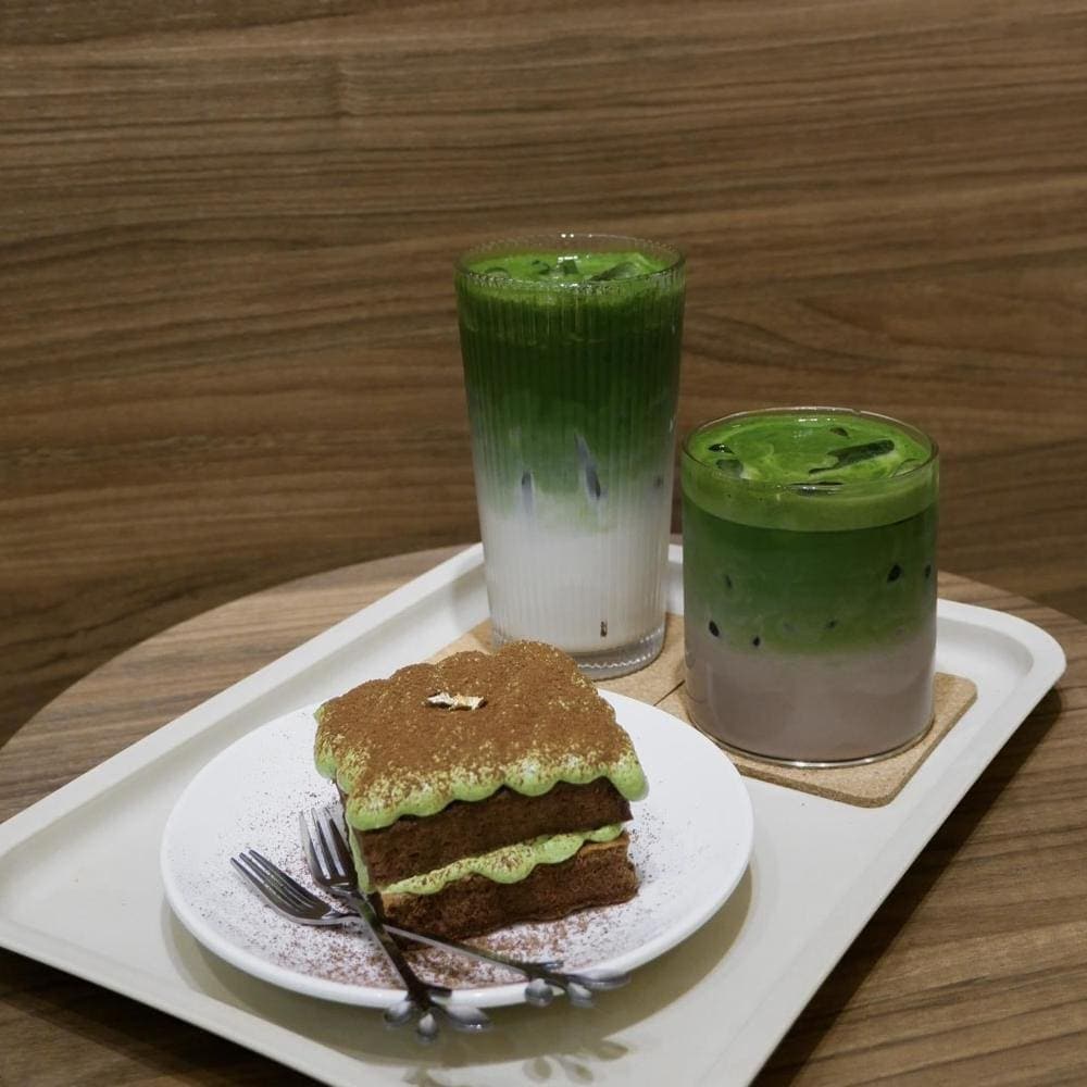 Một không gian thanh thoát với cà phê rang xay thủ công, nơi bạn có thể thưởng thức những hương vị cà phê nguyên chất, đậm đà