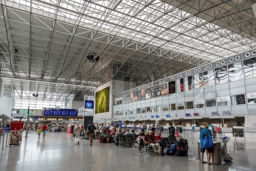 Nhà ga 2 (Terminal 2) tại sân bay Frankfurt