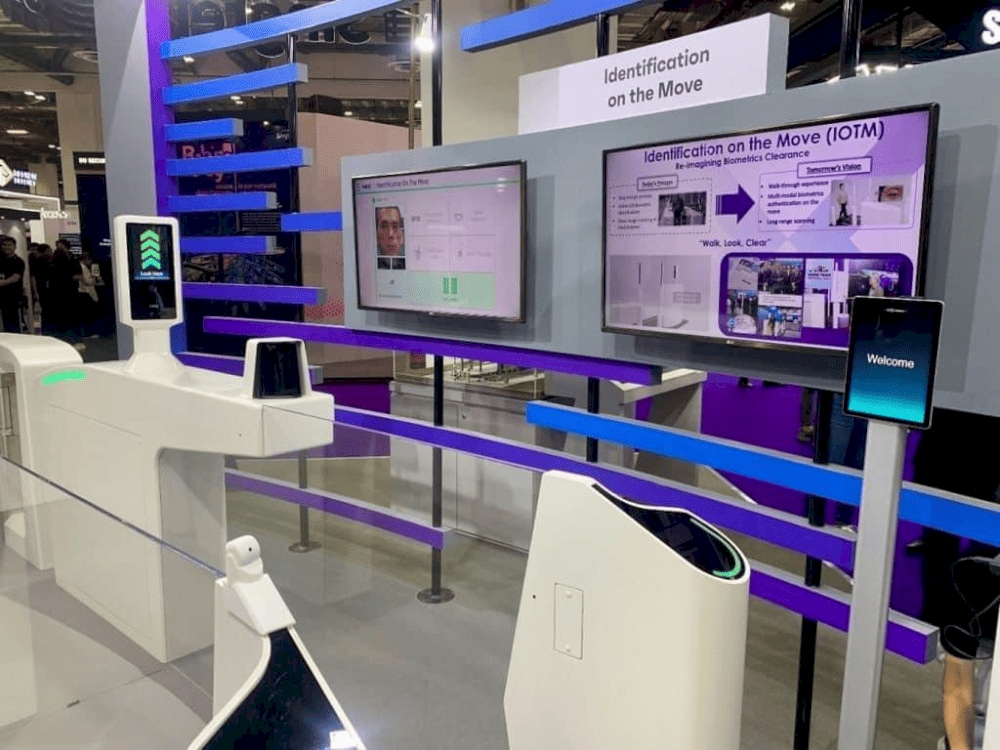 Khu vực nhập cảnh tự động tại sân bay Changi