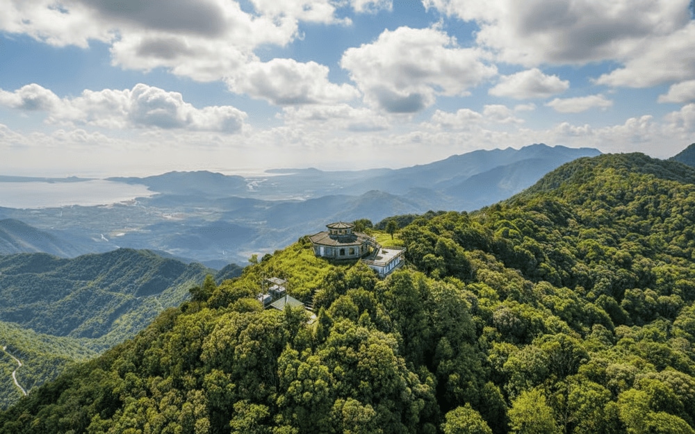 Vườn Quốc gia Bạch Mã