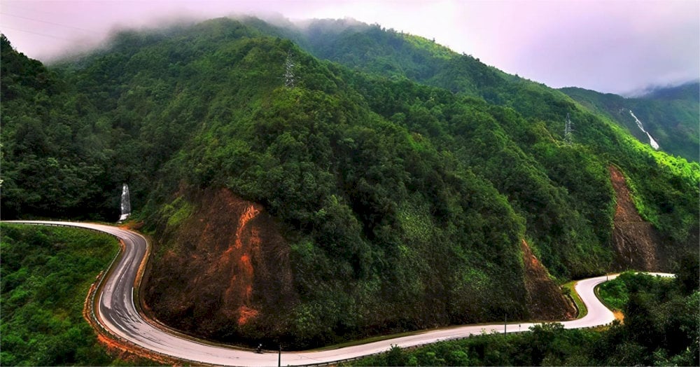 From the sky-high views of O Quy Ho Pass, trace your way down to where Silver Waterfall cuts through forest