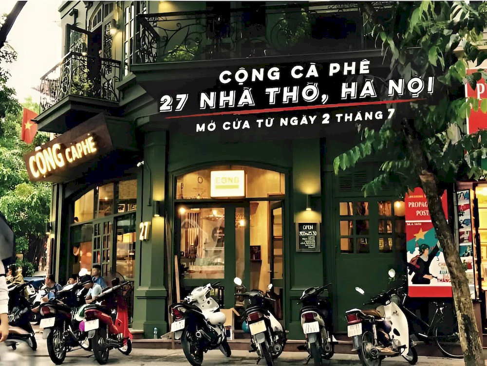 Vintage military decor and sweet coconut coffee define this cult favorite