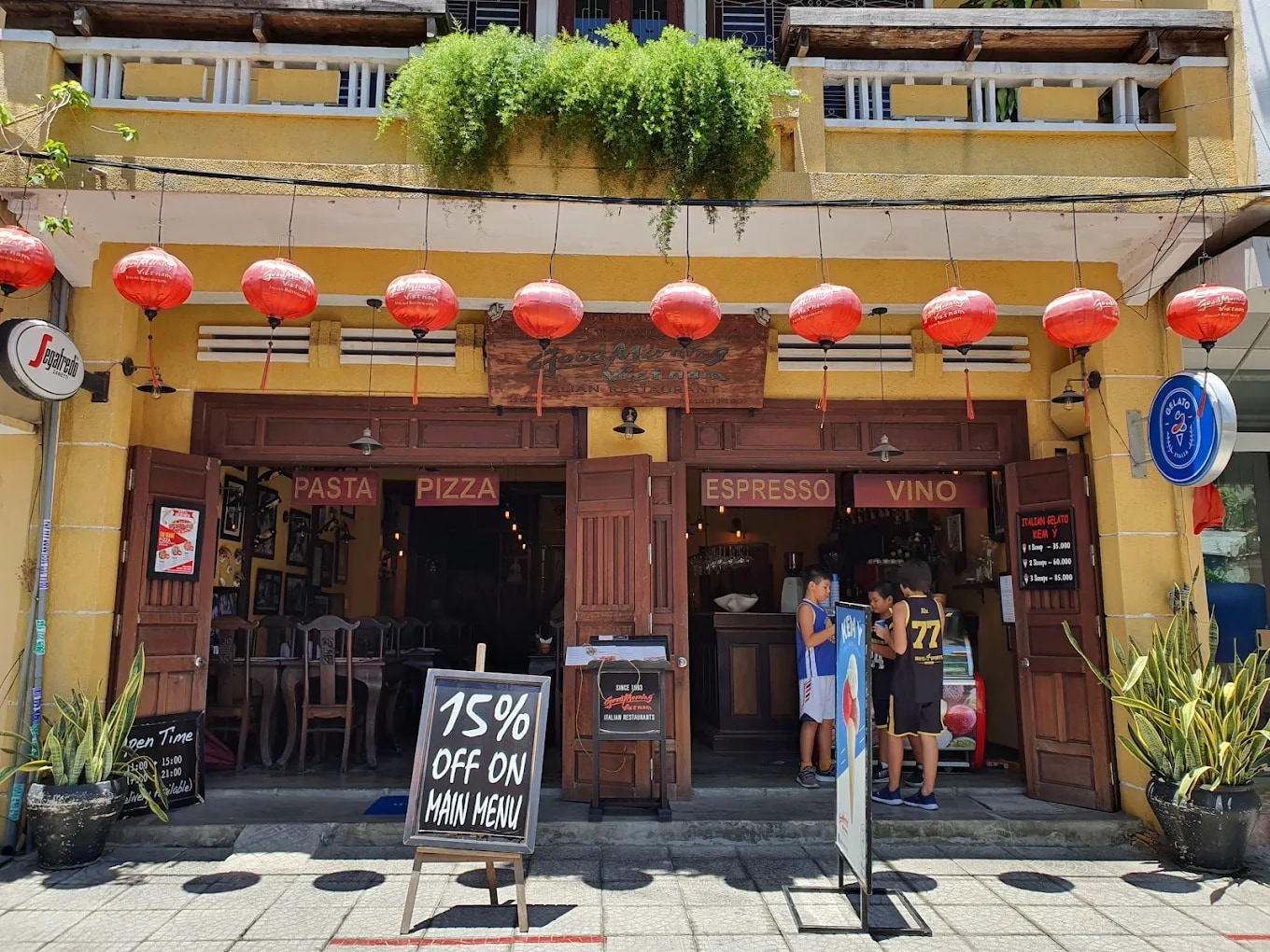 Goodmorning Vietnam features a warm and inviting space filled with the aroma of fresh pizza