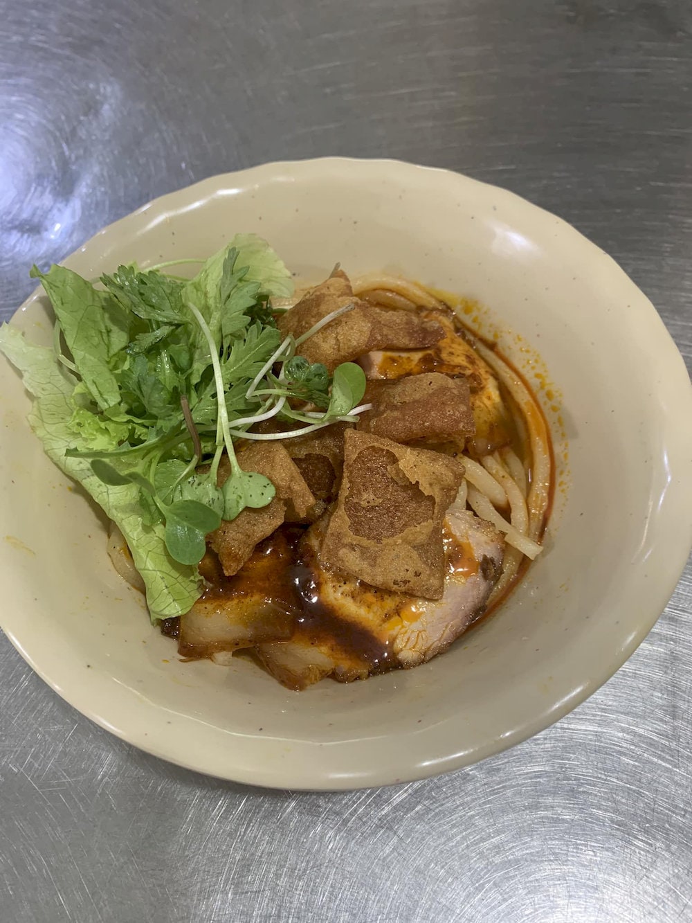 Cao lau Lien is affordable, beloved by locals and tourists