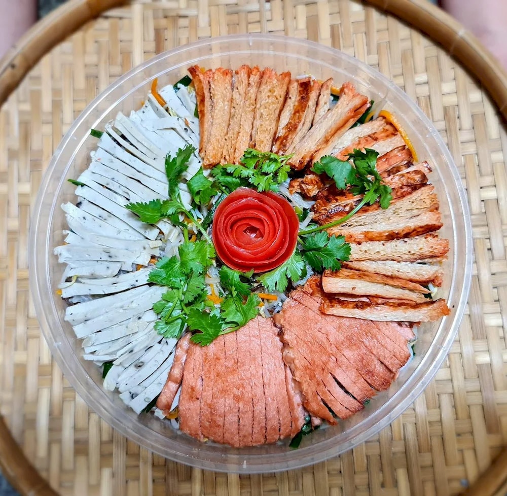 The quality of the dishes at the restaurant is highly rated