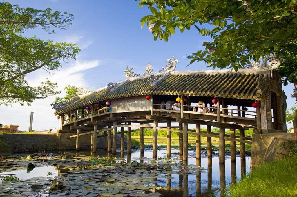 Thanh Toan Bridge is praised by researcher Louis Bazacier as a striking expression of traditional Vietnamese craftsmanship