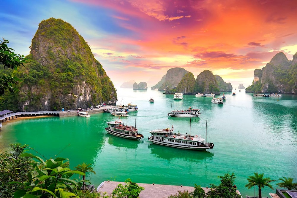 Overall, Halong Bay offers more tourist amenities compared to Lan Ha Bay