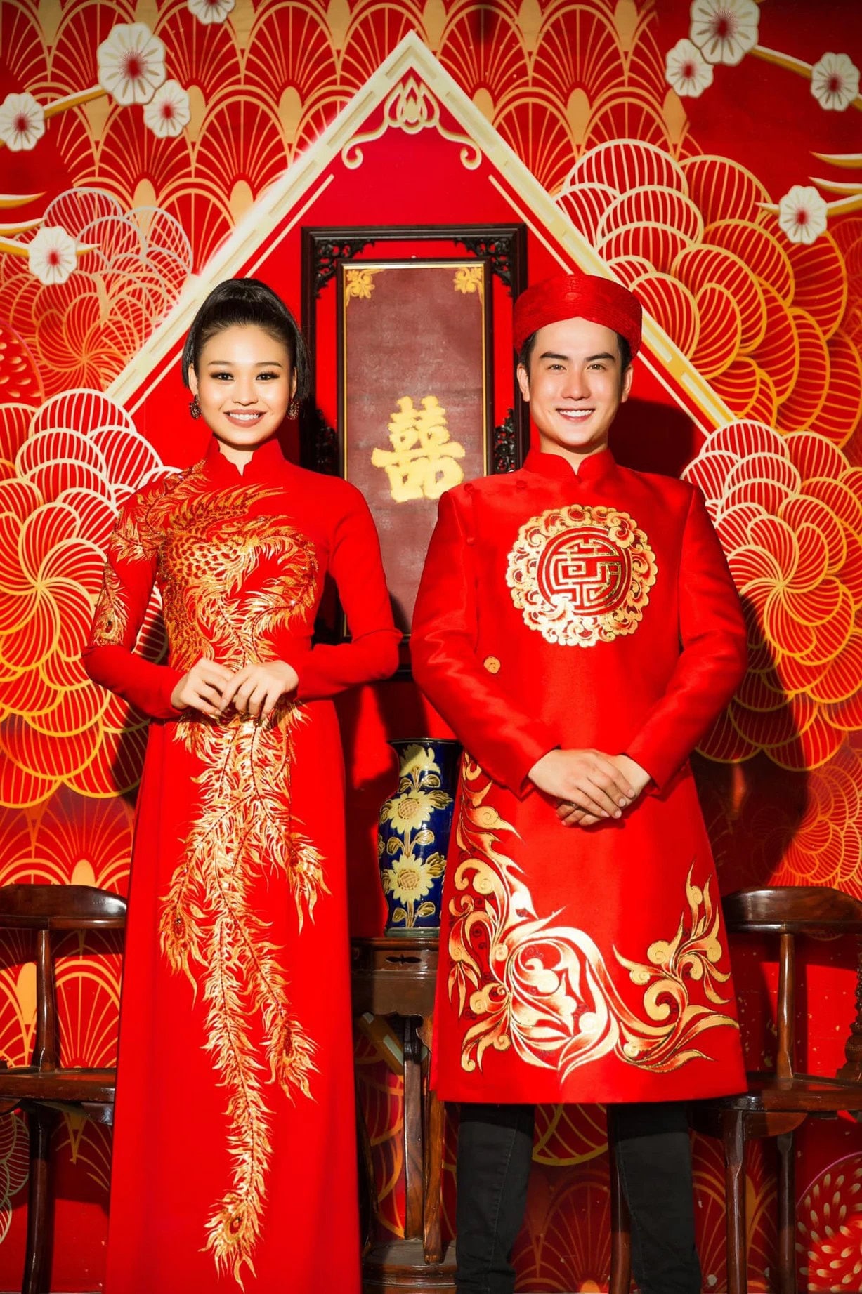Red symbolizes luck and happiness, so most of the time weddings have the color red