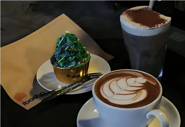 Each cup of coffee at Ibasho is meticulously prepared, preserving the original flavor.