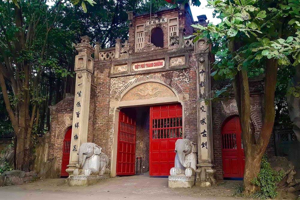 Việt Phủ Thành Chương