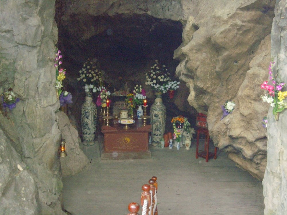 Eight Ladies Cave is surrounded by many mysterious legends