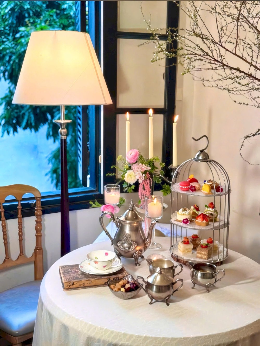 Their afternoon tea sets are particularly popular,