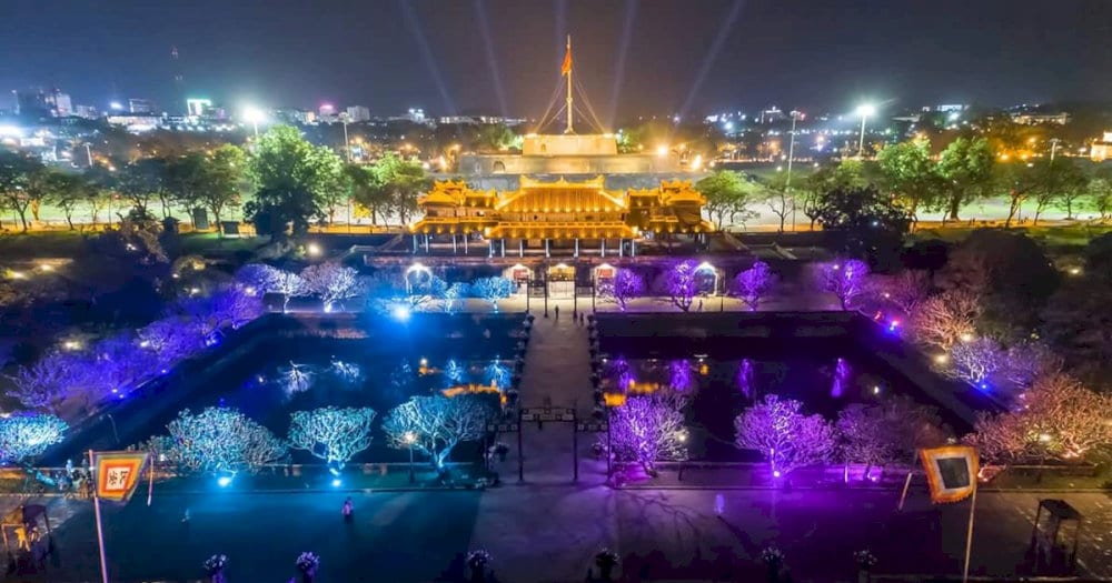 Unlike the daytime when tourists crowd the area, the Imperial City at night offers a much quieter and more intimate experience 