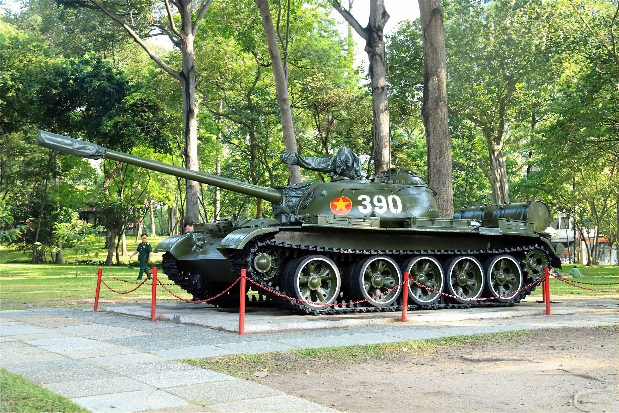 Tank No. 390