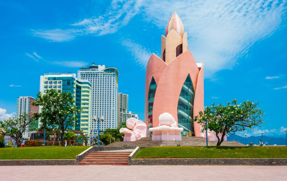 Surrounding the tower’s base are five sculptures symbolizing Nha Trang’s sea waves