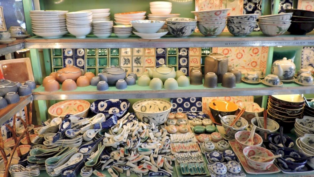 Visitors can purchase pottery items that are both practical for daily life and beautifully crafted with exquisite detail 