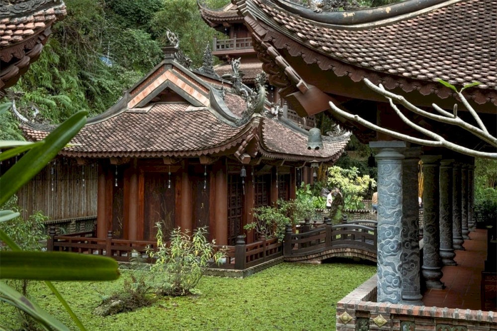 Bạn nên đến chùa vào ngày thường và sau 3 tháng đầu năm