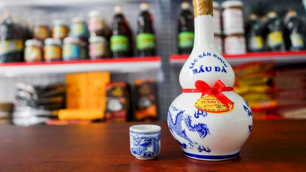 Rượu Bàu Đá