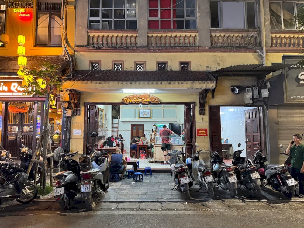 Phở gia truyền Bát Đàn