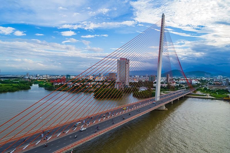 Tran Thi Ly bridge