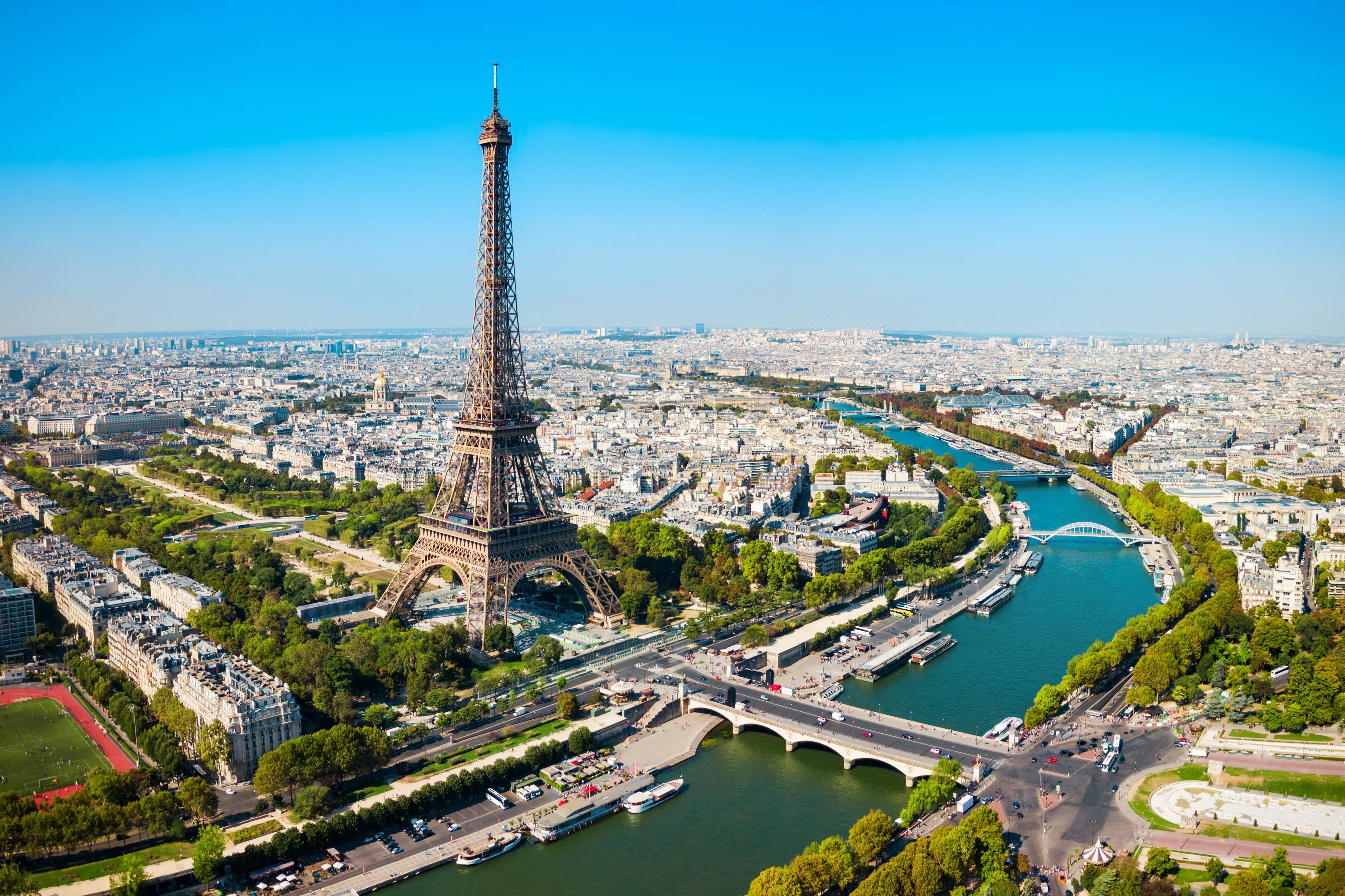 Eiffel Tower, one of the iconic things to do in Paris during a Paris trip