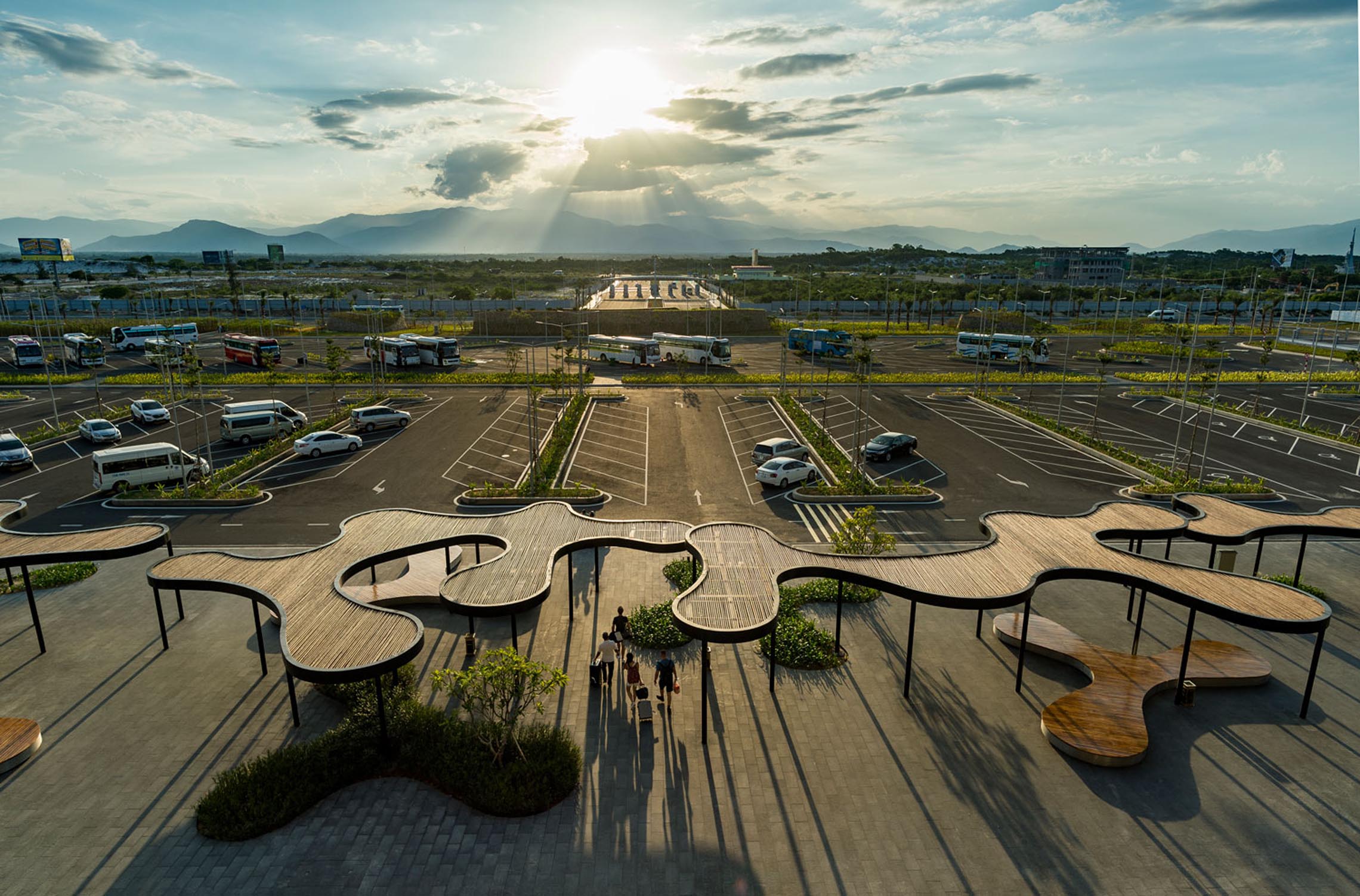 Airport Nha Trang Vietnam welcomes travelers beginning their coastal journey with convenience and comfort