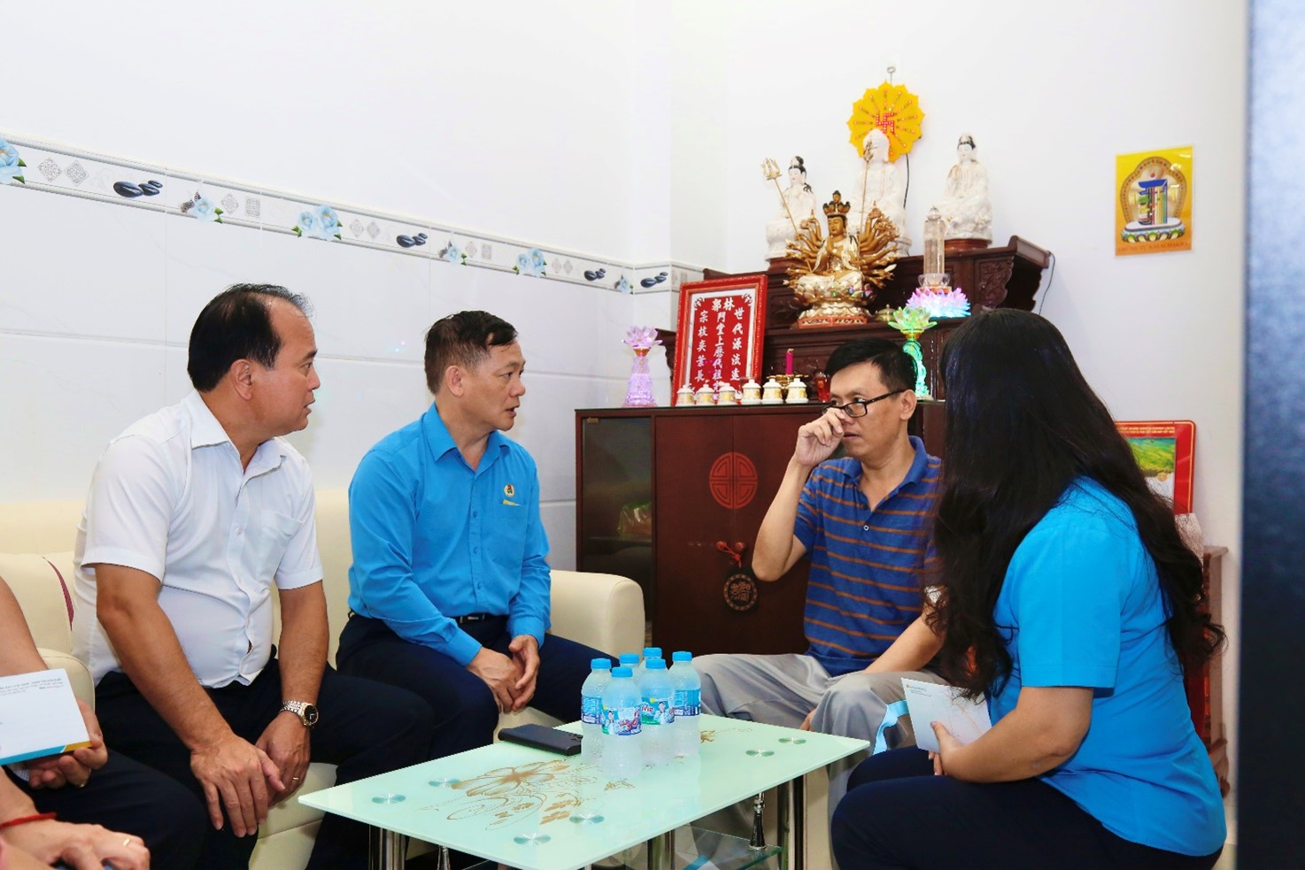 Tiếp sức người lao động mắc bệnh hiểm nghèo- Lan toả nét đẹp nhân văn VNA 3.jpg