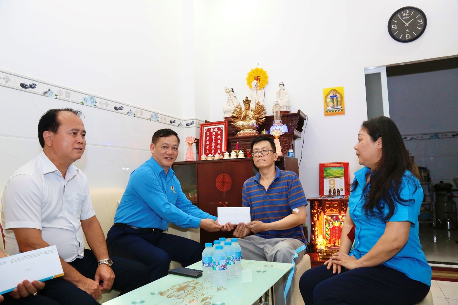 Tiếp sức người lao động mắc bệnh hiểm nghèo- Lan toả nét đẹp nhân văn VNA 4.jpg