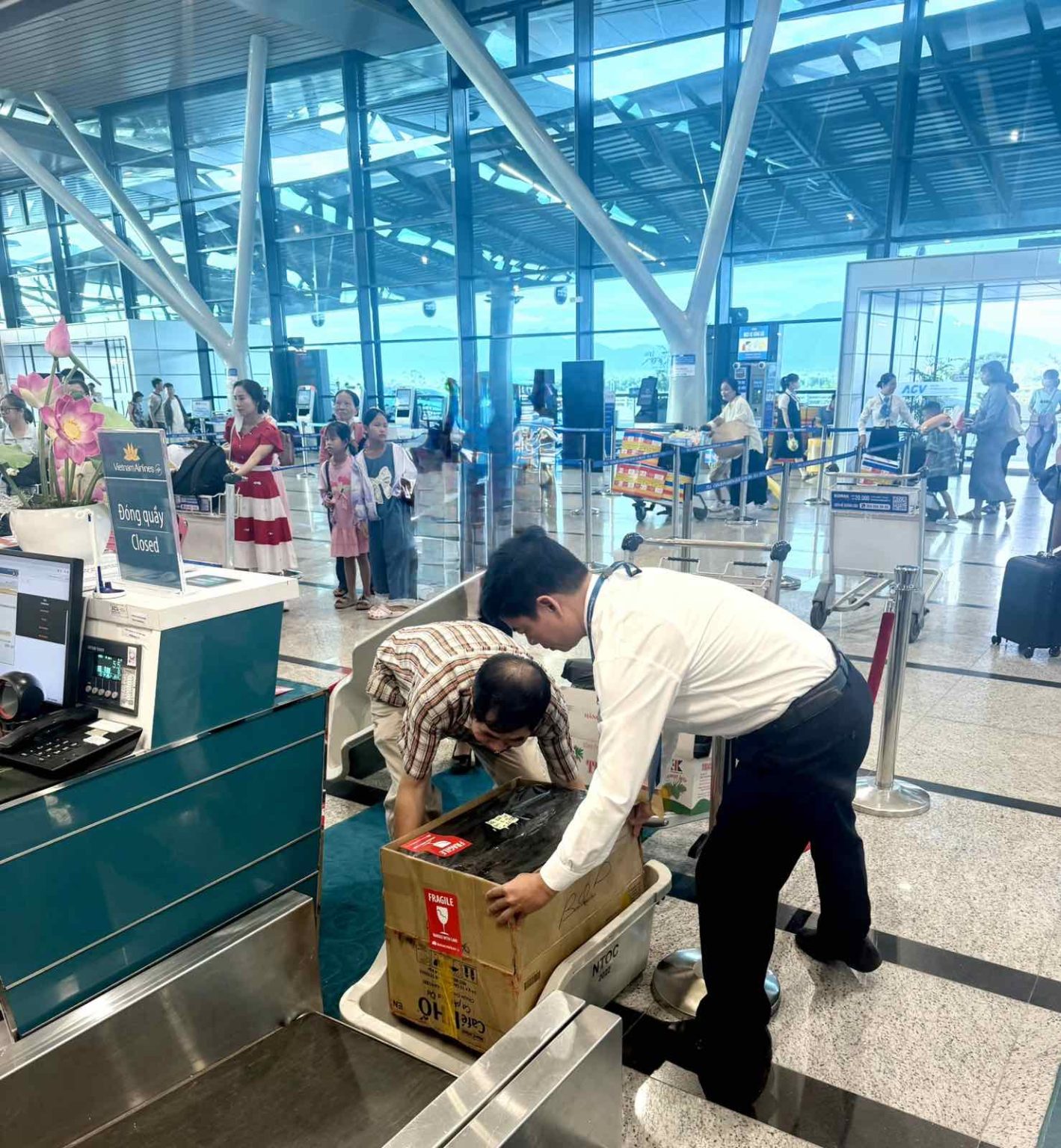Vietnam Airlines Huế và hành trình tìm lại tên cho các anh hùng liệt sĩ 1.jpg