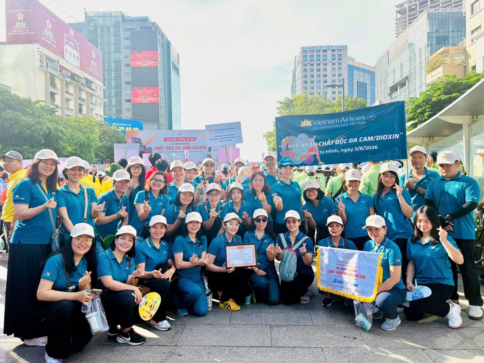 Những bước chân sẻ chia vì nạn nhân chất độc da cam 1.jpg