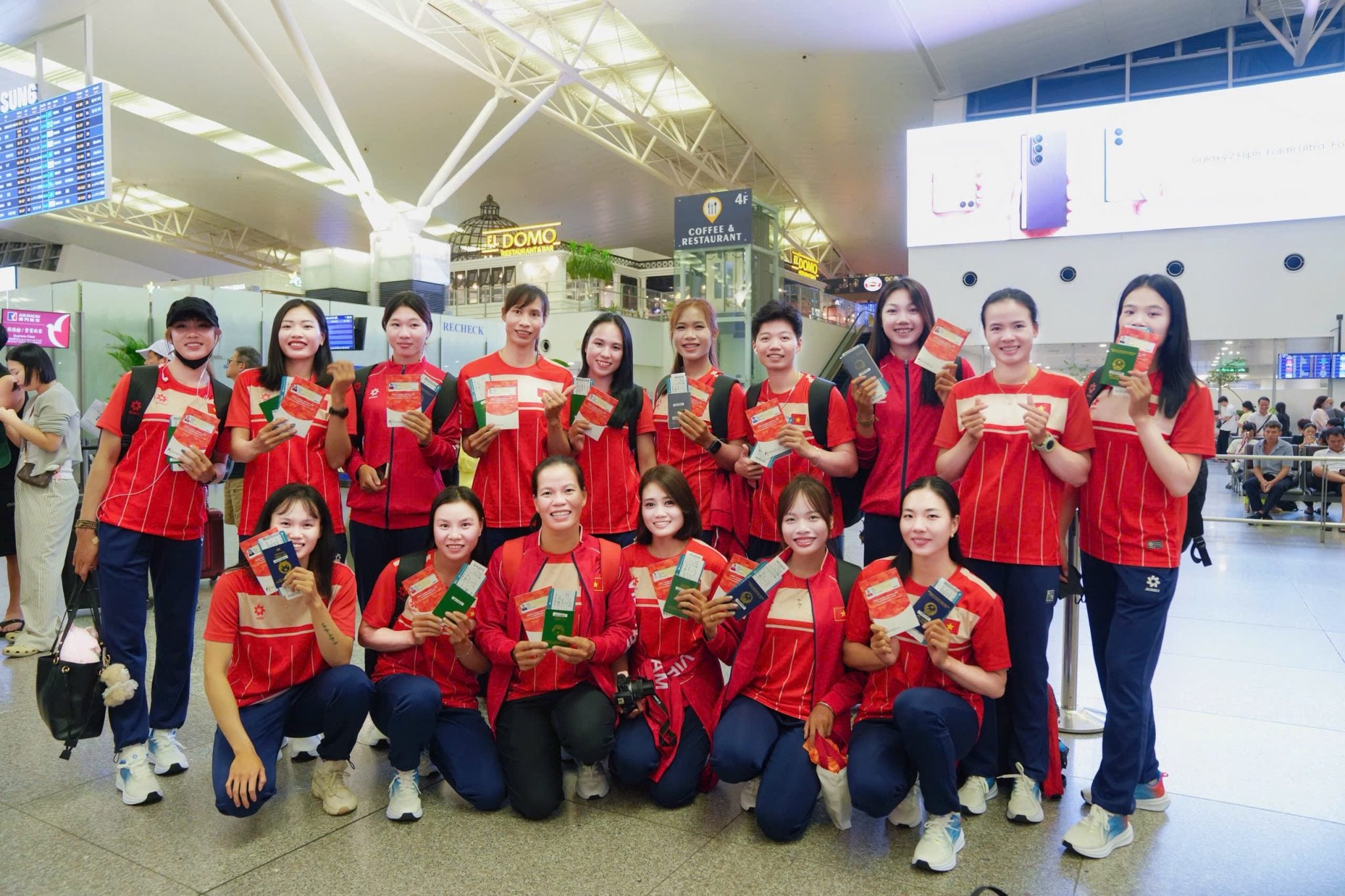 Vietnam Airlines đồng hành cùng Đoàn Thể thao Việt Nam tham dự ASIAD 20 3.jpg