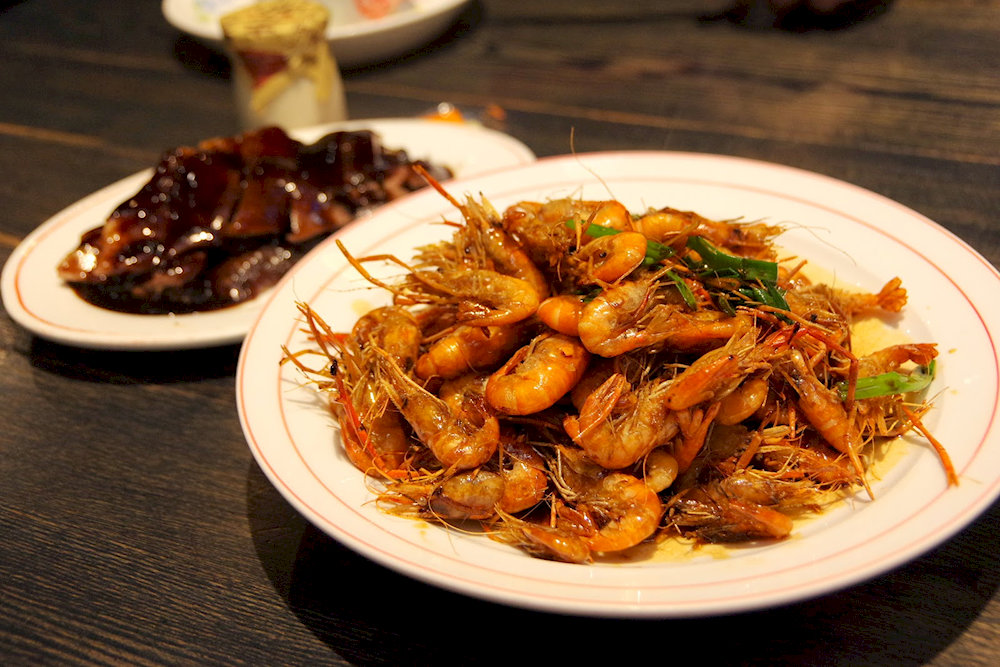 You Bao Xia is a popular dish in Shanghai, often eaten with hot rice