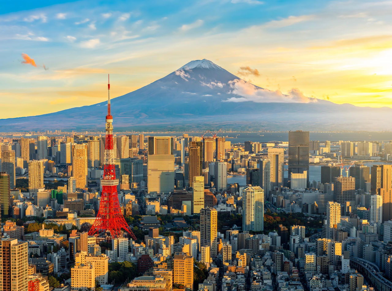 Du lịch Tokyo là hành trình khám phá thành phố hiện đại xen lẫn với những giá trị văn hóa truyền thống đặc sắc