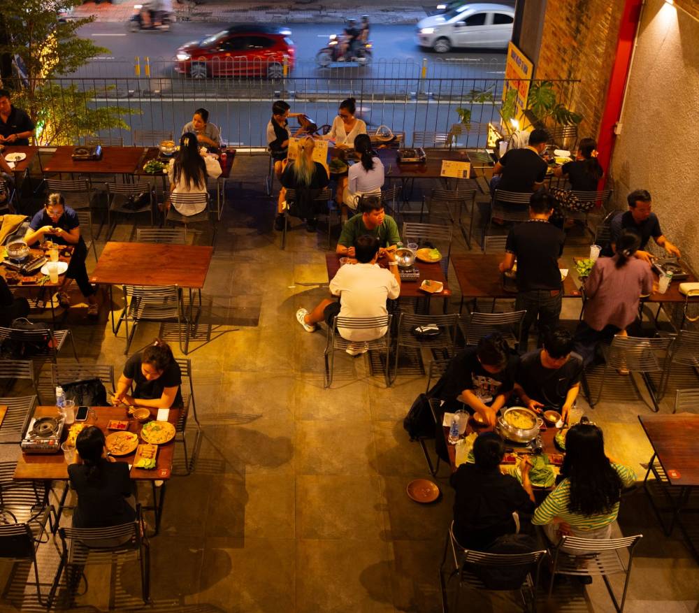 Đây là một địa điểm lý tưởng cho những ai yêu thích lẩu chay, vừa ngon miệng vừa bổ dưỡng