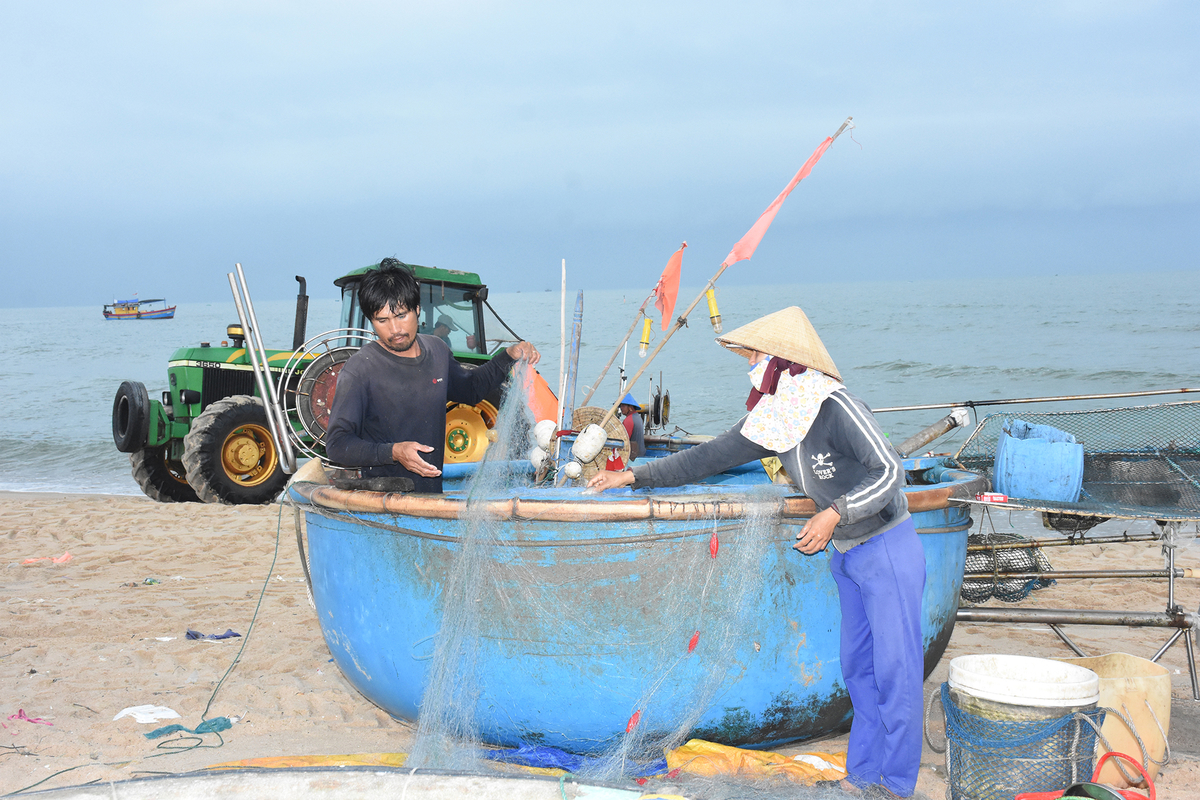 Khám phá cuộc sống ngư dân làng chài Phước Hải