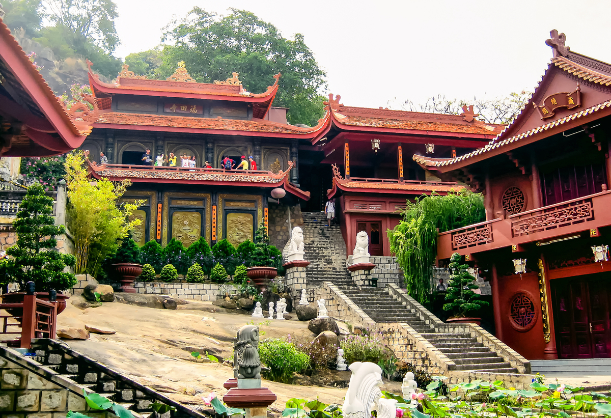 Phước Điền Tự – Chùa Hang 