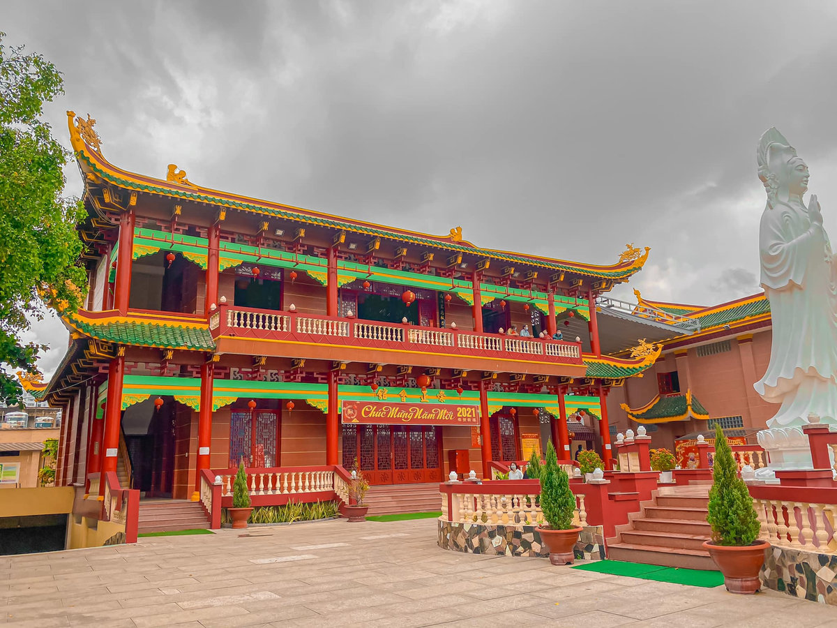 Khu vực Chánh điện 