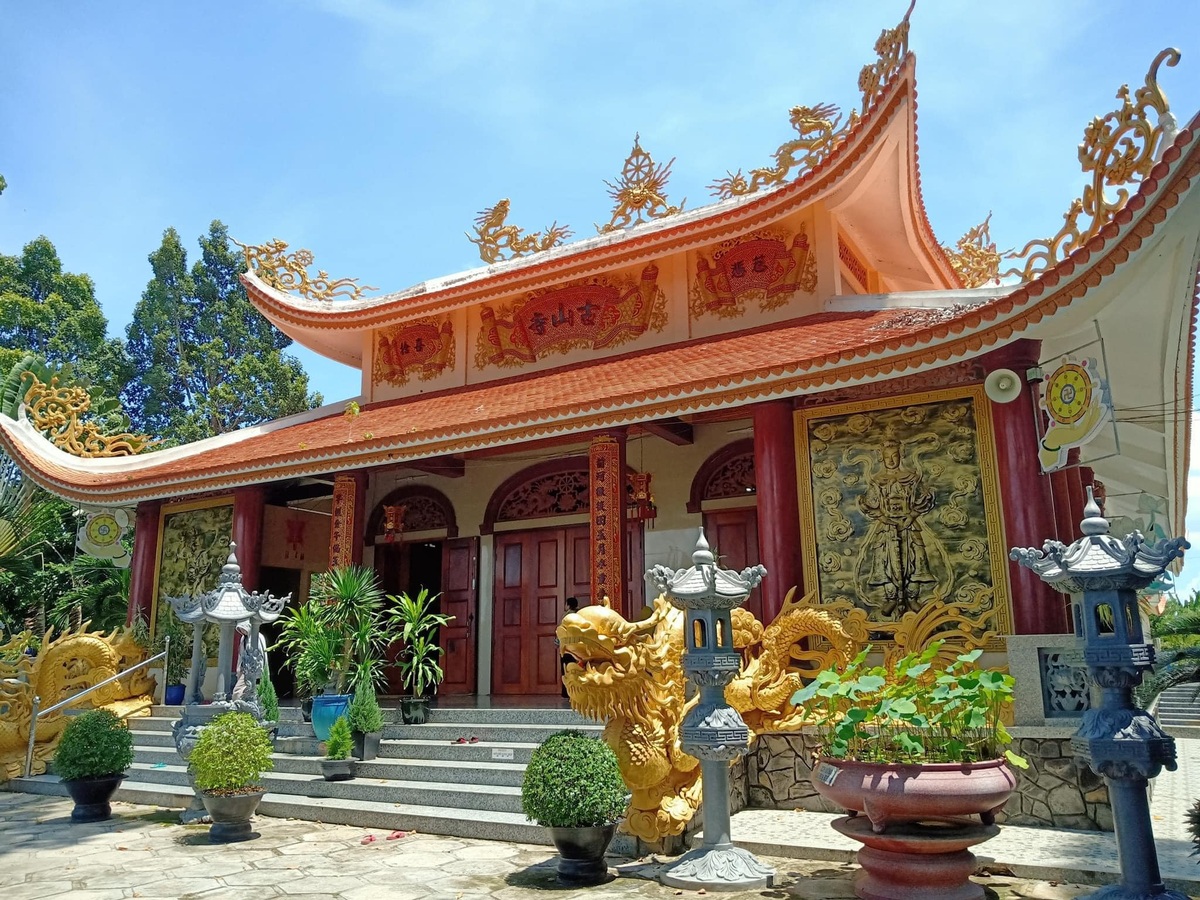 Chùa cổ Long An có tầm ảnh hưởng sâu sắc đối với những người dân theo đạo Phật