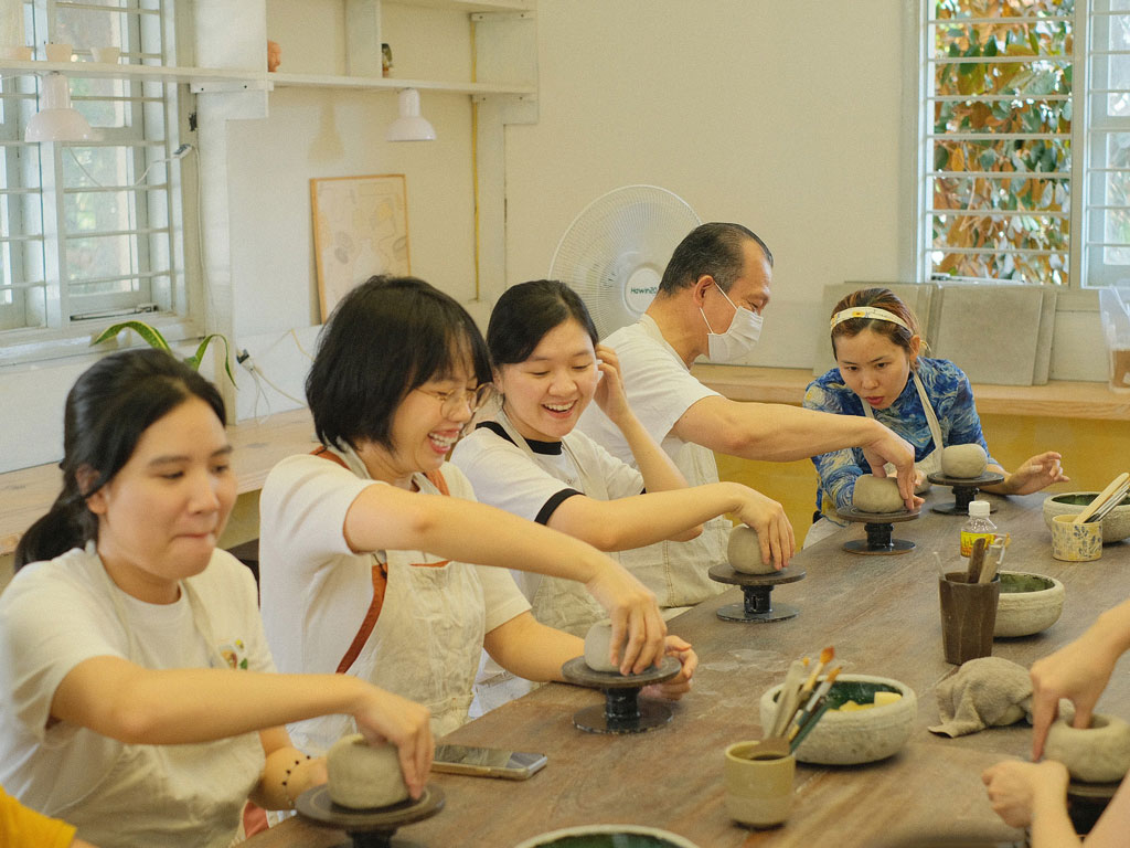 Workshop làm gốm Lò Bầu Cổ