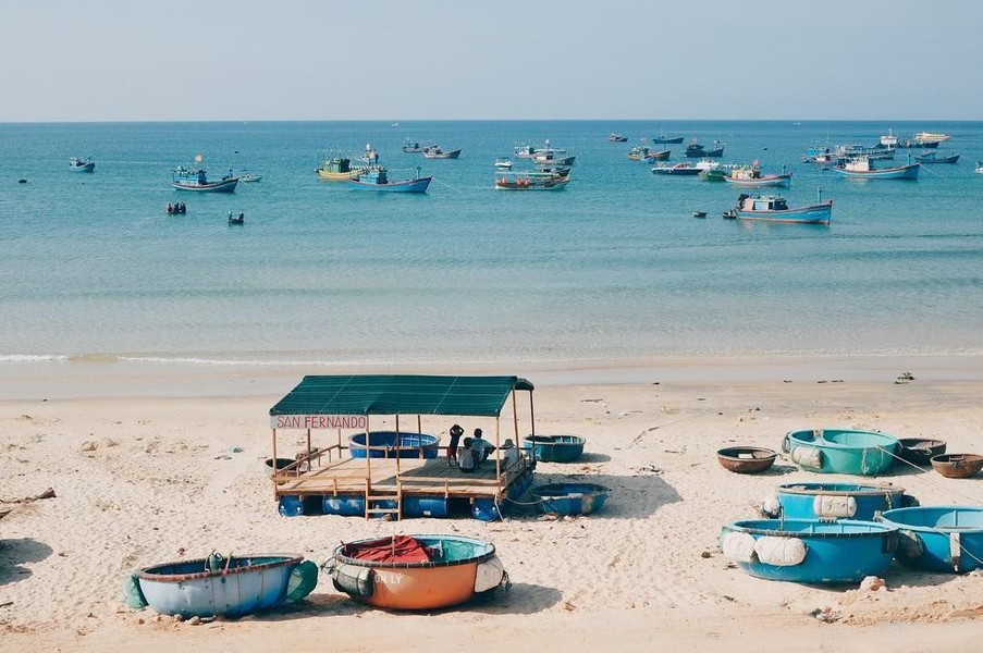 Nhơn Lý hoang sơ